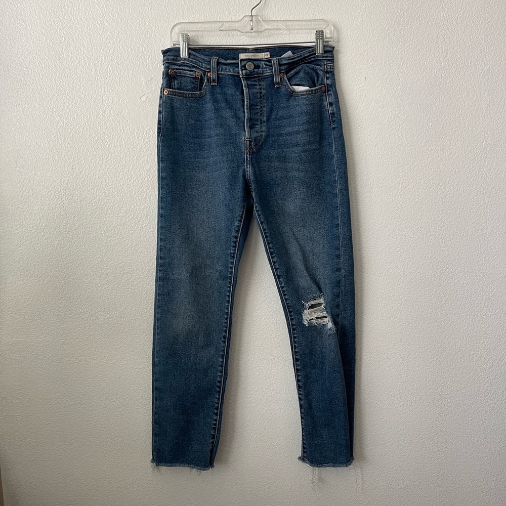 Levi's Wedgie Straight Jeans  Button Fly Raw Hem Size 29 High Rise Medium Wash